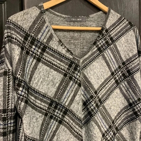 Plaid  M - Picture 1 of 5